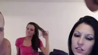 زوجان يعيشان في 1hottie يفعلون أشياء شقية