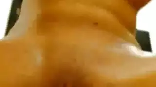 عن قرب اللعب والتدفق على كاميرا ويب