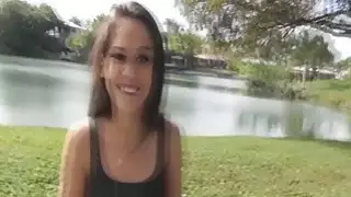 Ziggy نجمة في سن المراهقة إغاظة في الهواء الطلق