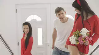ابقائها باردة مع صديقة والخطوة الأم