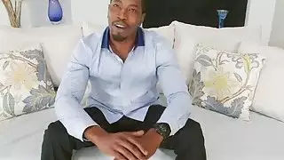 Giggly Marika Hases تتعجب لأنها ترى ديك أسود ضخم