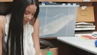 حصلت بوني ومايا خبطت بالتناوب من قبل الضابط intheir الحلو الهرات الحلو