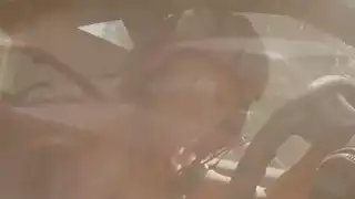 Badass bigtits فاتنة جرب خارج الصعود بينما عاريا