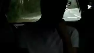 الأخلاق المتأنق ينخرط في الجنس الشرجي مع اثنين من الرجال السود