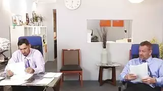 فراخ هوتي الثمينة وجود الديك ضخمة