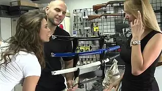 المرح و المتشددين