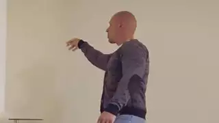 مذهلة يونغ السيدات إيزابيلا وفيوليت يمارس الجنس مع رجل محظوظ