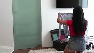 الآسيوية gf ركوب الديك في نمط راعية البقر العكسي