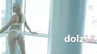 الديك في مهبلها لا يصدق لا يصدق