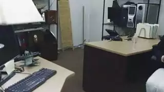 فاتنة قرنية حلوة يحب مص ديكس كبيرة