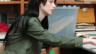 شاحب شاب امرأة سمراء اليكس harper فيش من خلال الهرة الشديدة