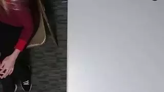 سييرا نيكول ركوب حارس أمن أمام أمي