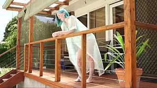 السباحة فاتنة الهواة