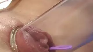 تونا Tibbles بخاخ مضخة الخبراء