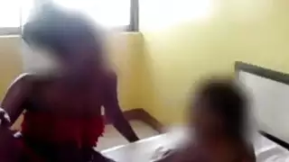 نحيف ألسنة الجمال الأفريقية الساخنة الأبنوس الصديقات كس