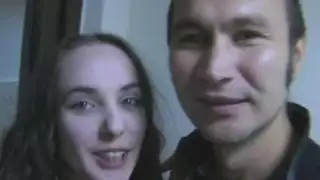 Freaking شره سمراء مستعدة لامتصاص الديك في الفندق