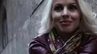 مفلس شقراء eurobabe مسمر للمال