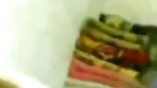 وقحة العربية الصديقة تمتص ديك ويحصل على كس دسم شغلها إلى أقصى الحدود