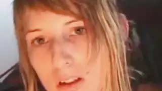 انها حصلت على وجه ساخن جدا اللعنة