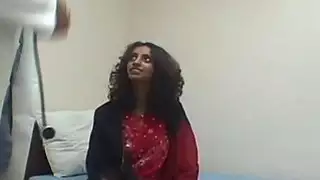 جذاب هندية في سن المراهقة الحصول على مارس الجنس بواسطة محظوظ doc