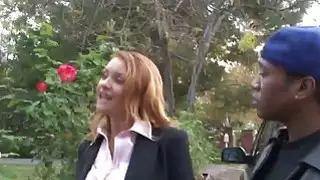 يحب Slutty جبهة مورو Janet لاتخاذ ثلاثة ديكس سوداء صلبة في بوسها