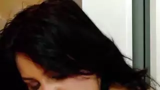 أسود شعر فتاة الملاعين في لياقة ناد
