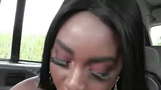 قصفت الأبنوس ويبتلع cumload الحار