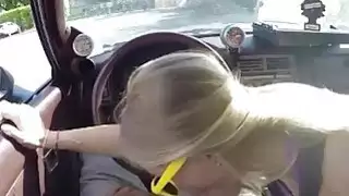 بيمبو شقراء مسمر من قبل رجل رهينة المتأنق في مرهن