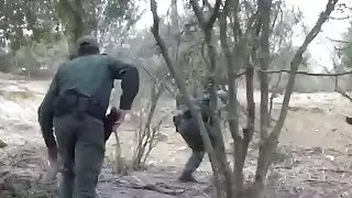 بالي برونتي كتي ضجيجا على الحدود مع الضباط