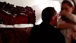 الجمال الجميل في سن المراهقة يعرف كيفية الحصول على صالح كبار السن مان