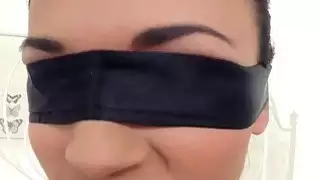مربوط حتى السرير إطار سمراء فاتنة بوف خبطت