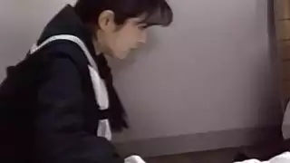 إيري أوينو يعطي اللسان قبل سخيف شديد
