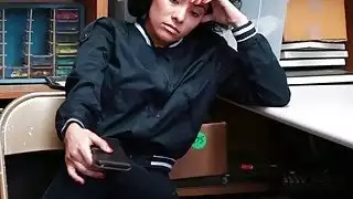 سرقة مايا مورينو يتعلم ما هو الكرمة