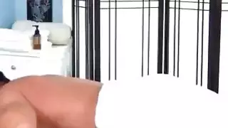 معالج شقراء رائع يجعل العميل قرنية كما الجحيم