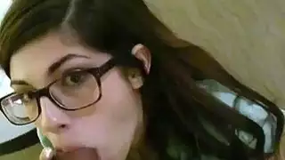 الطالب الذي يذاكر كثيرا في سن المراهقة افا تايلور خبطت في أسلوب بوف