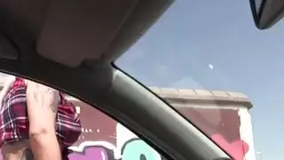 ضخمة الثدي شقراء الشرج خبطت من قبل شرطي وهمية