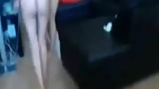 الثلاثي مع الفتيات لطيف