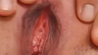 ساياكا يحصل على دونغ في مربع ساخن داكن