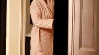Voyeuring أمي الخاصة بي من شرفة سقفنا