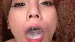 في سن المراهقة الآسيوية cumhot الكمال الثدي مثير