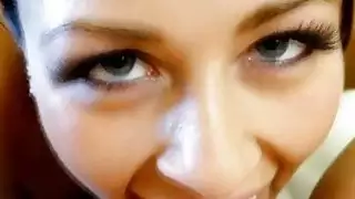 كارلي رمادي يأكل زميلتها في الحجرة Zoeys القليل الوردي كس