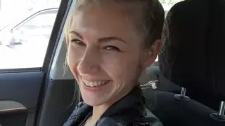 Anjelica في مشهد الجنس الهواة في الهواء الطلق مع غال مص ديك