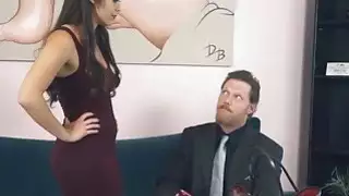 بلير توسل للحصول على المغفرة لأنها كانت تخدع صديقها