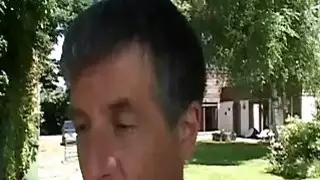 مقيت ناضجة لشهوة بربارة الشباب