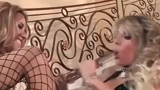 مثليات الساخنة استمناء وامتصاص