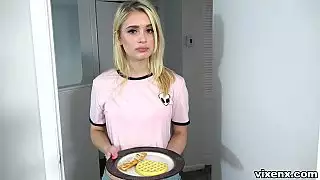 رفيق الغرفة فوضوي