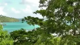 سخيف في الهواء الطلق العام على سقف