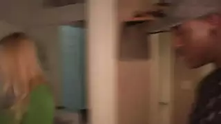 يحصل يتسلل أمي جائع أمي الكسيس الذهبي من قبل اثنين من ديكس سوداء كبيرة