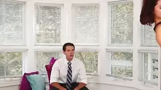 الديك الوحش الاسود ل Izzy بيل حلق كس