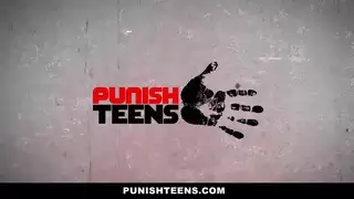 PunishTeens - غش زوجة دمر بواسطة اثنين من الديكة الكبيرة